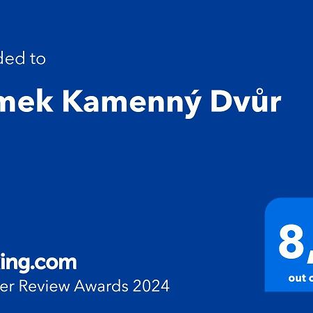 ホテル Zamek Kamenny Dvur Kynsperk nad Ohri エクステリア 写真